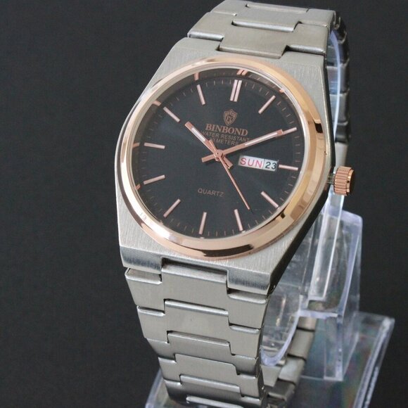 Men's Integrated Bracelet Sports Watch Stainless Steel Radiant Black Dial 40mm - Picture 4 of 14